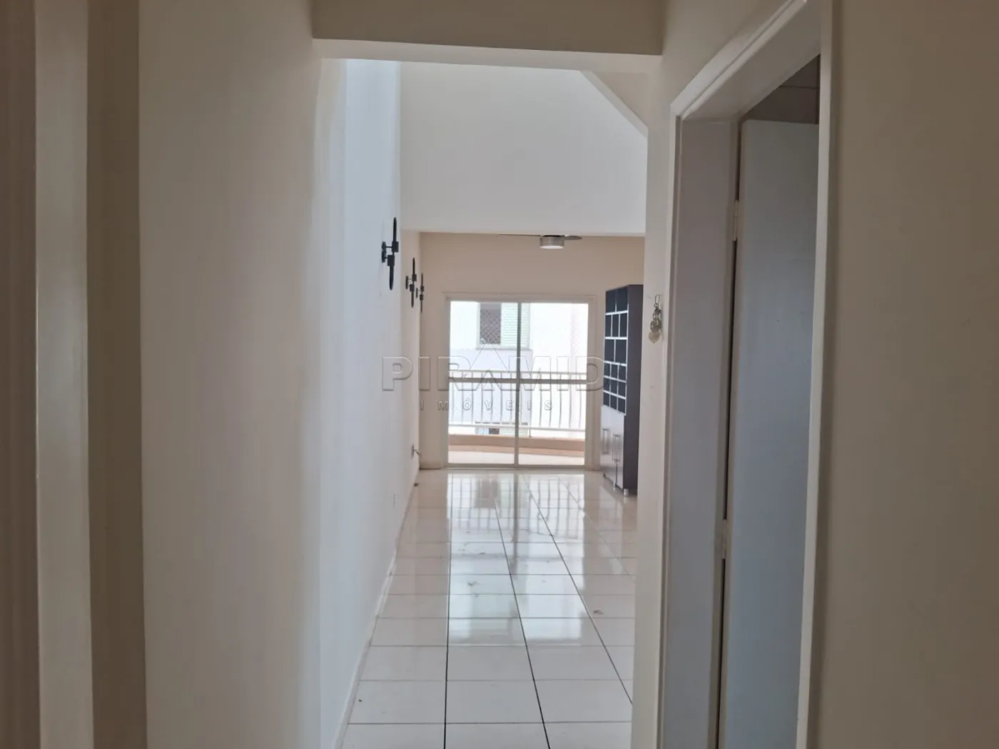Alugar Apartamento / Cobertura em Ribeir&atilde;o Preto R$ 3.500,00 - Foto 1