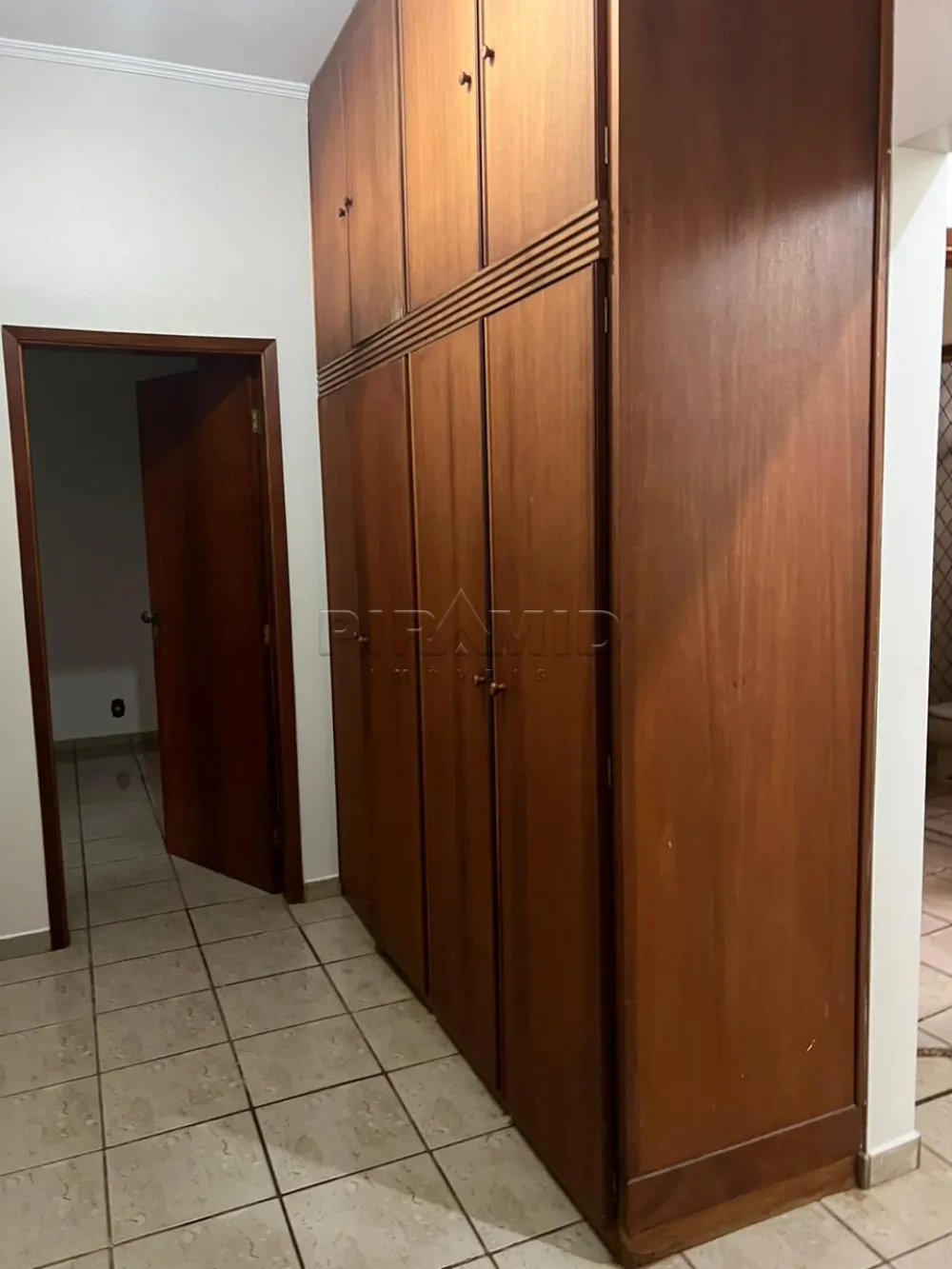 Alugar Casa / Padr&atilde;o em Ribeir&atilde;o Preto R$ 6.000,00 - Foto 18