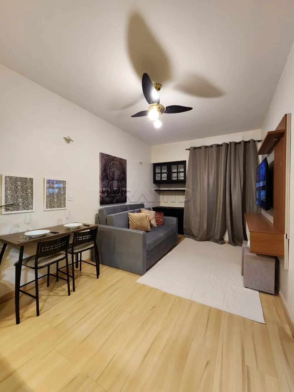 Alugar Apartamento / Padr&atilde;o em Ribeir&atilde;o Preto R$ 2.200,00 - Foto 2