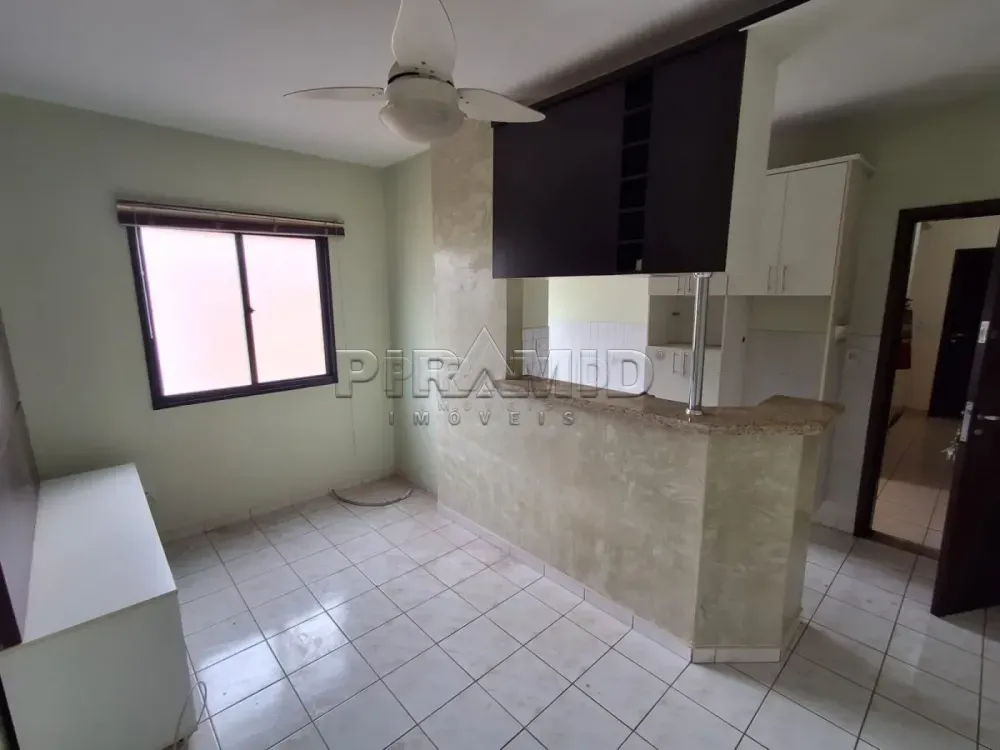 Alugar Apartamento / Padr&atilde;o em Ribeir&atilde;o Preto R$ 1.100,00 - Foto 2