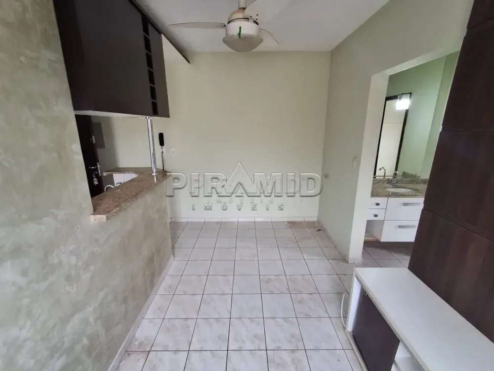 Alugar Apartamento / Padr&atilde;o em Ribeir&atilde;o Preto R$ 1.100,00 - Foto 3