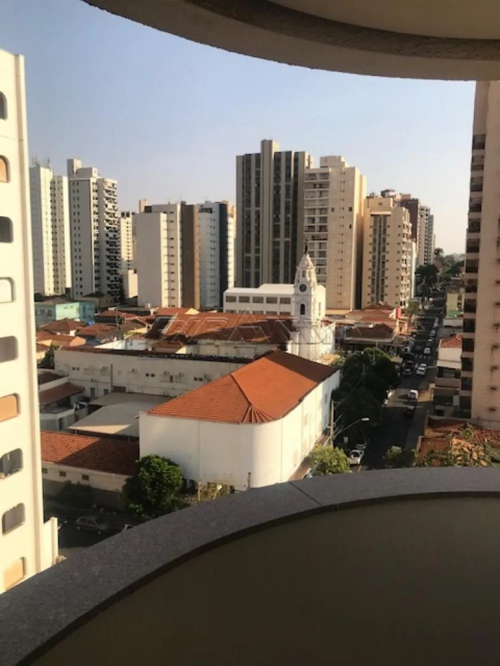 Alugar Apartamento / Padr&atilde;o em Ribeir&atilde;o Preto R$ 1.300,00 - Foto 4