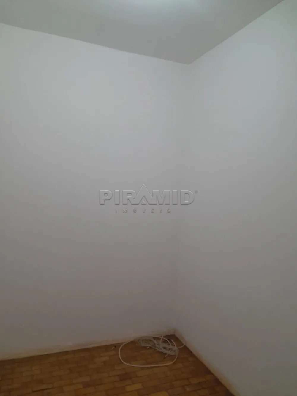 Alugar Apartamento / Padr&atilde;o em Ribeir&atilde;o Preto R$ 1.400,00 - Foto 17