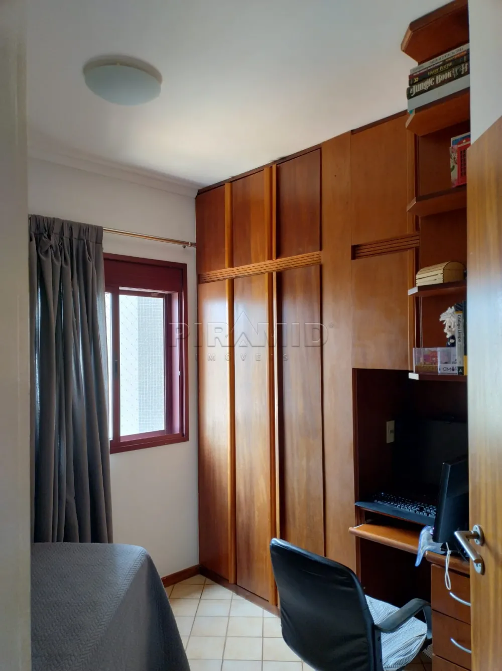 Alugar Apartamento / Padr&atilde;o em Ribeir&atilde;o Preto R$ 1.200,00 - Foto 15