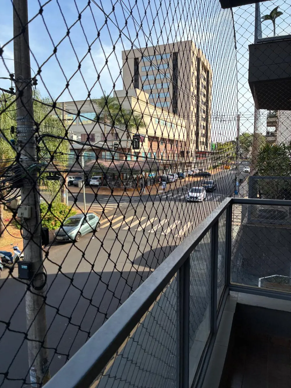 Alugar Apartamento / Padr&atilde;o em Ribeir&atilde;o Preto R$ 800,00 - Foto 5