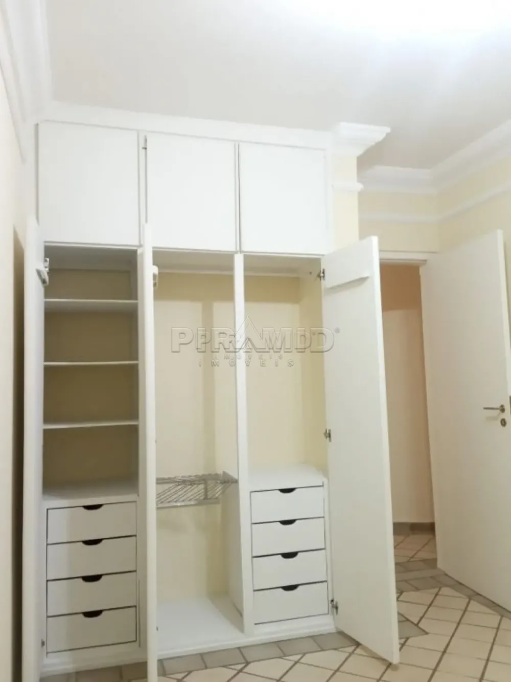 Alugar Apartamento / Padr&atilde;o em Ribeir&atilde;o Preto R$ 1.000,00 - Foto 15
