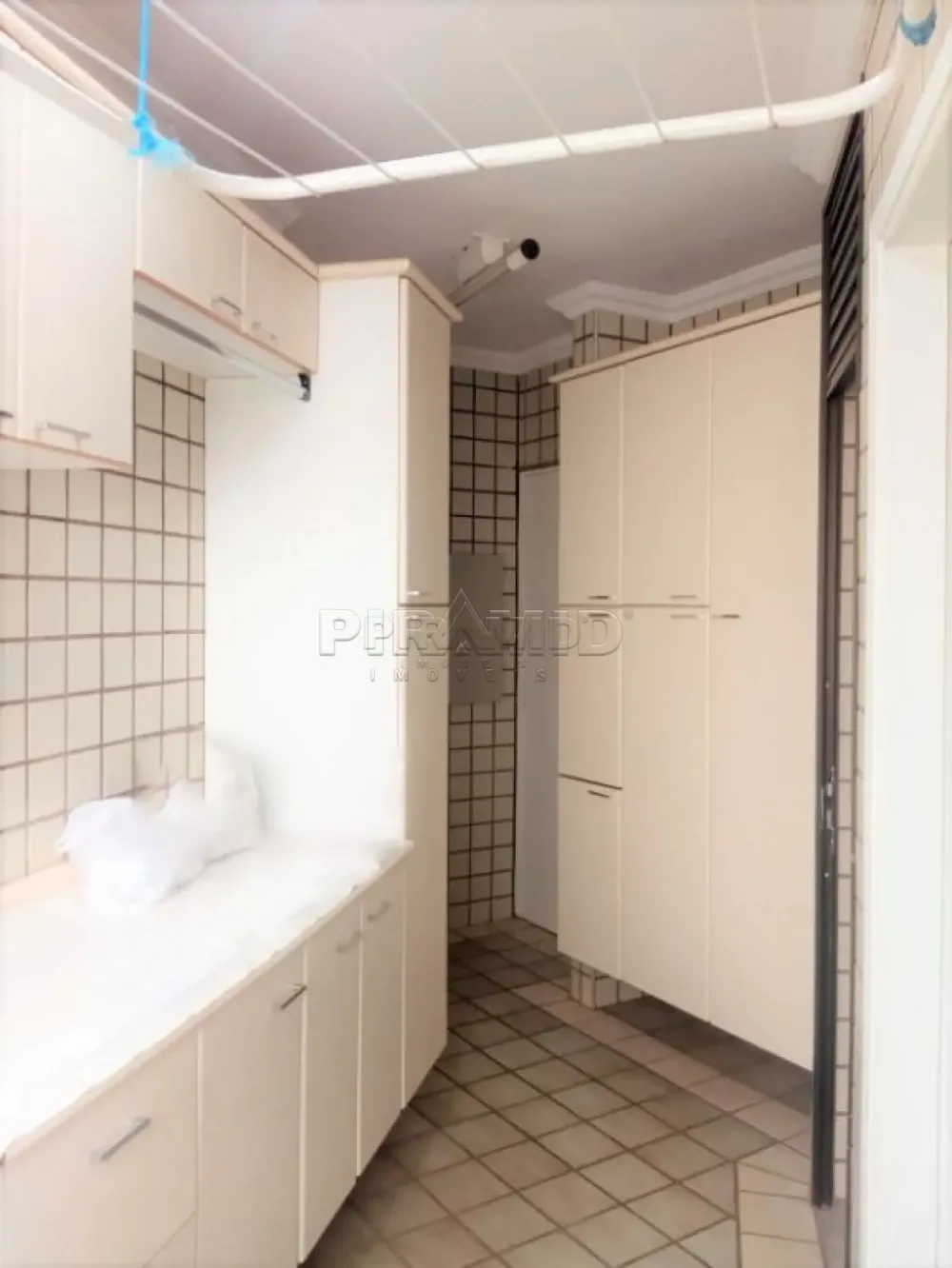 Alugar Apartamento / Padr&atilde;o em Ribeir&atilde;o Preto R$ 1.000,00 - Foto 21