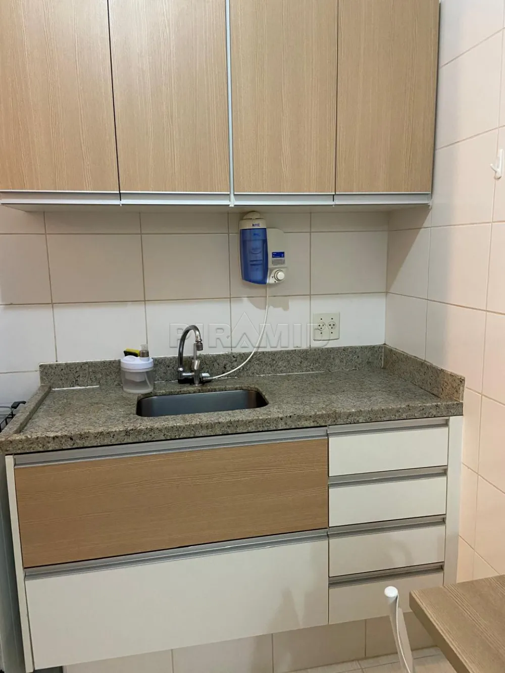 Alugar Apartamento / Padr&atilde;o em Ribeir&atilde;o Preto R$ 1.600,00 - Foto 18