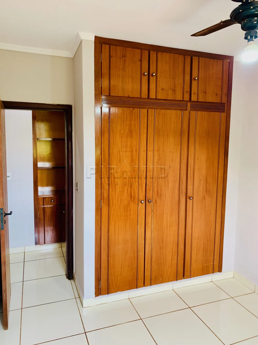 Alugar Apartamento / Padr&atilde;o em Ribeir&atilde;o Preto R$ 2.400,00 - Foto 11