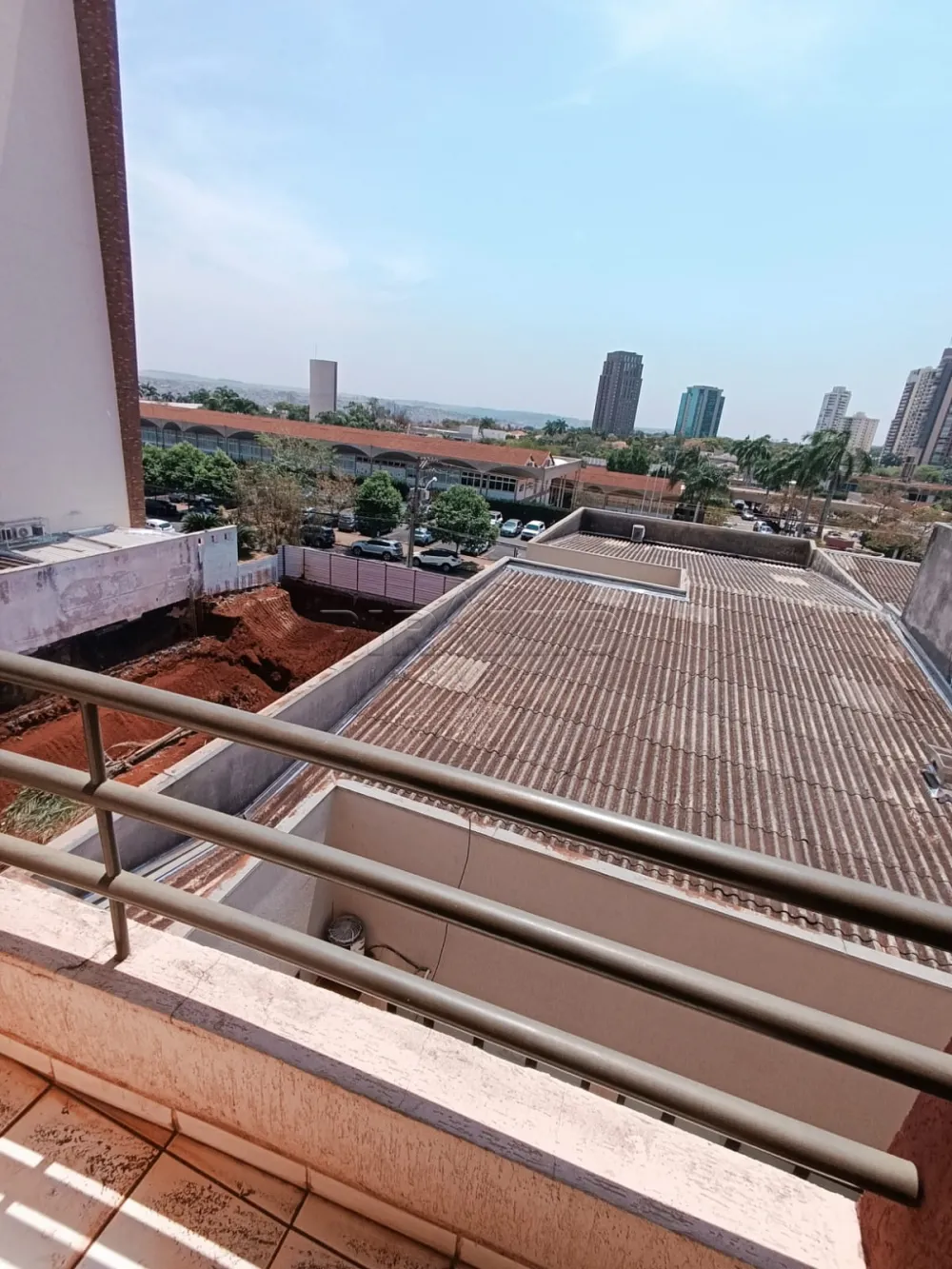 Alugar Apartamento / Padr&atilde;o em Ribeir&atilde;o Preto R$ 1.450,00 - Foto 5