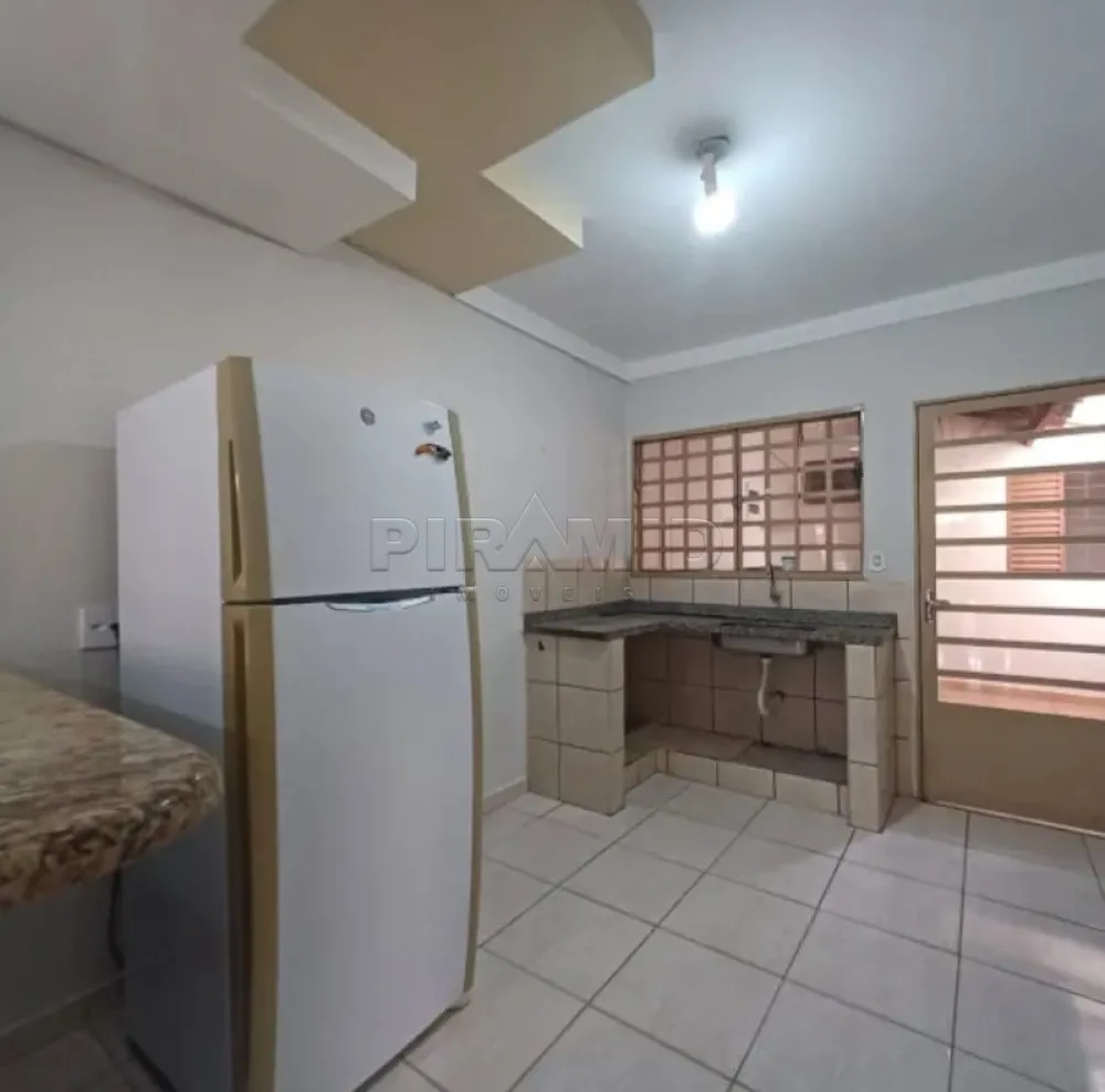 Alugar Casa / Padr&atilde;o em Ribeir&atilde;o Preto R$ 1.350,00 - Foto 4