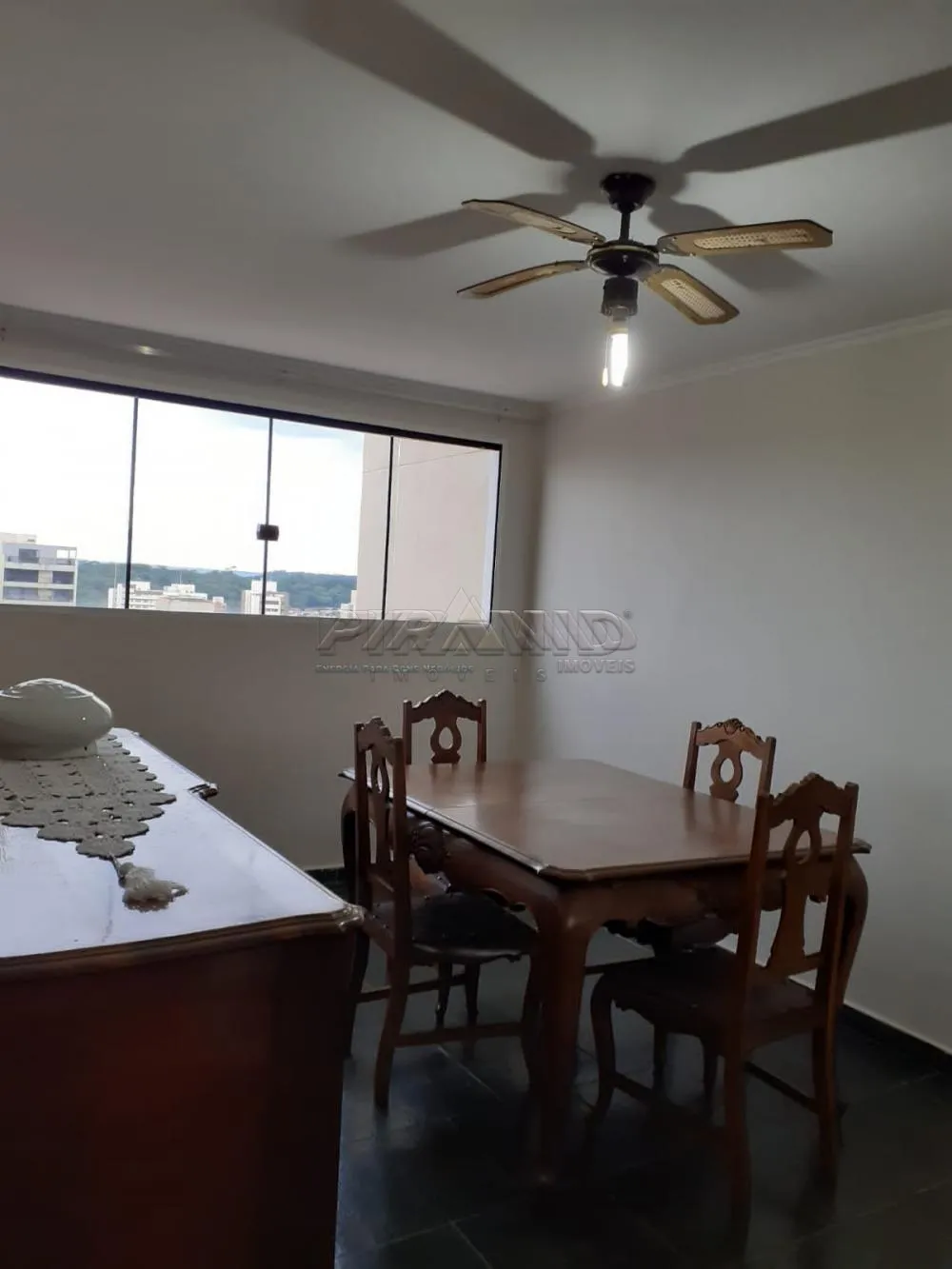 Alugar Apartamento / Padr&atilde;o em Ribeir&atilde;o Preto R$ 1.275,00 - Foto 3