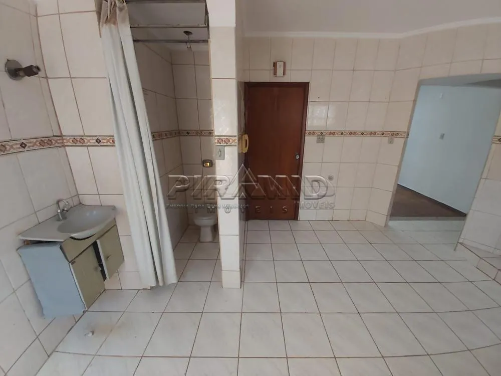 Alugar Apartamento / Padr&atilde;o em Ribeir&atilde;o Preto R$ 700,00 - Foto 10