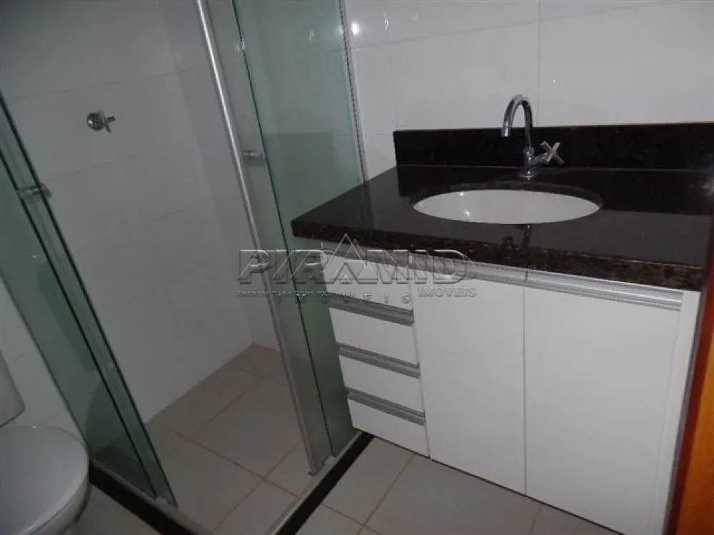 Alugar Apartamento / Padr&atilde;o em Ribeir&atilde;o Preto R$ 1.100,00 - Foto 5