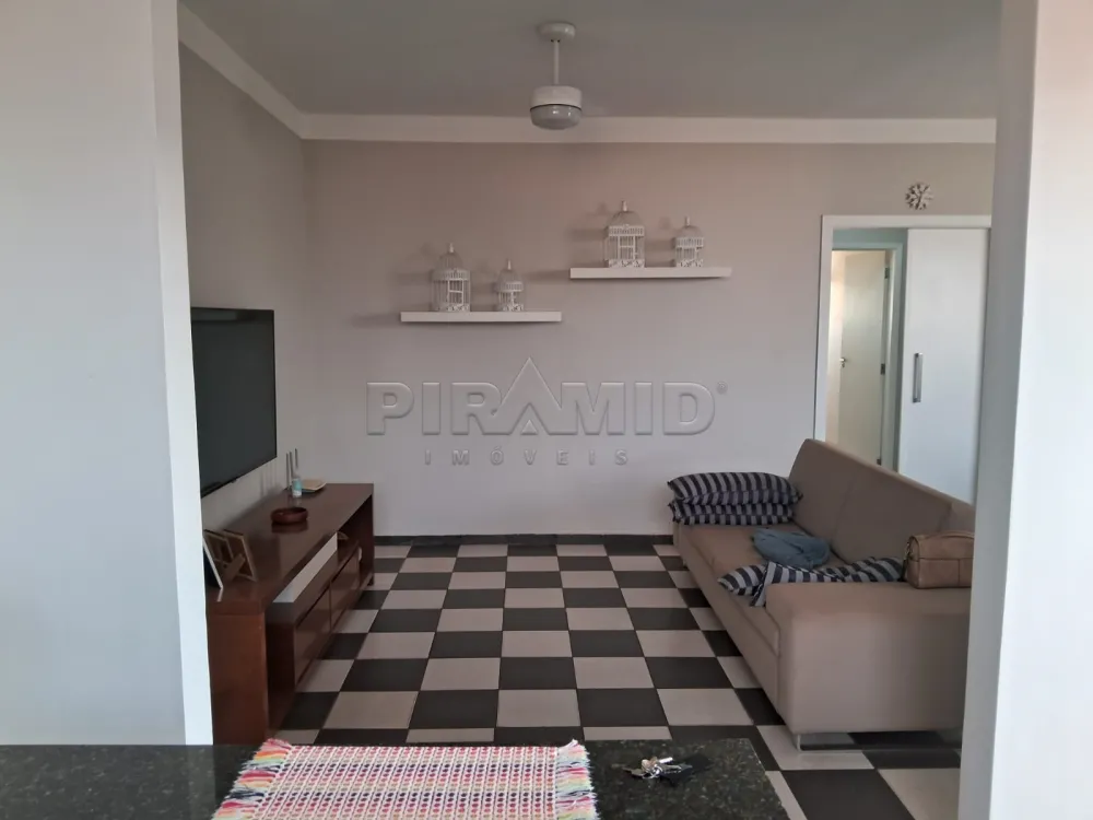 Alugar Casa / Padr&atilde;o em Ribeir&atilde;o Preto R$ 1.500,00 - Foto 4