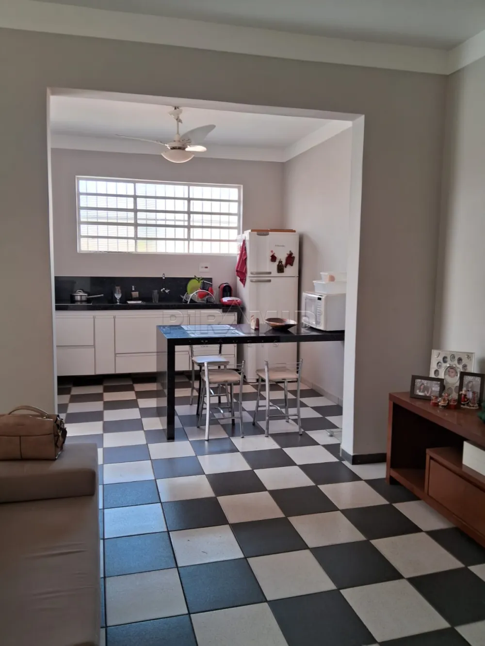 Alugar Casa / Padr&atilde;o em Ribeir&atilde;o Preto R$ 1.500,00 - Foto 10