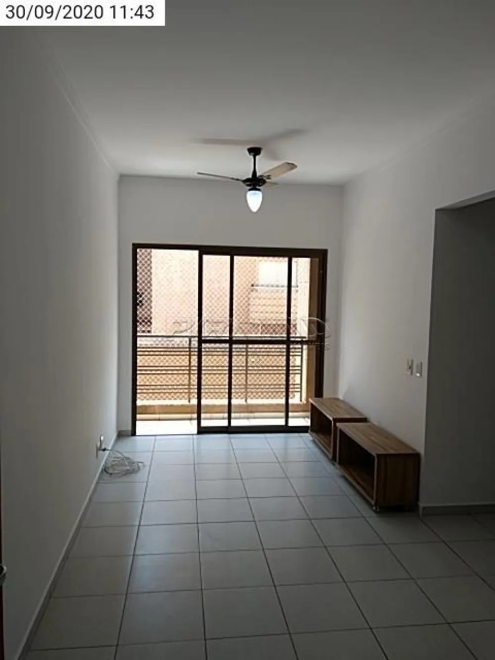 Alugar Apartamento / Padr&atilde;o em Ribeir&atilde;o Preto R$ 750,00 - Foto 1