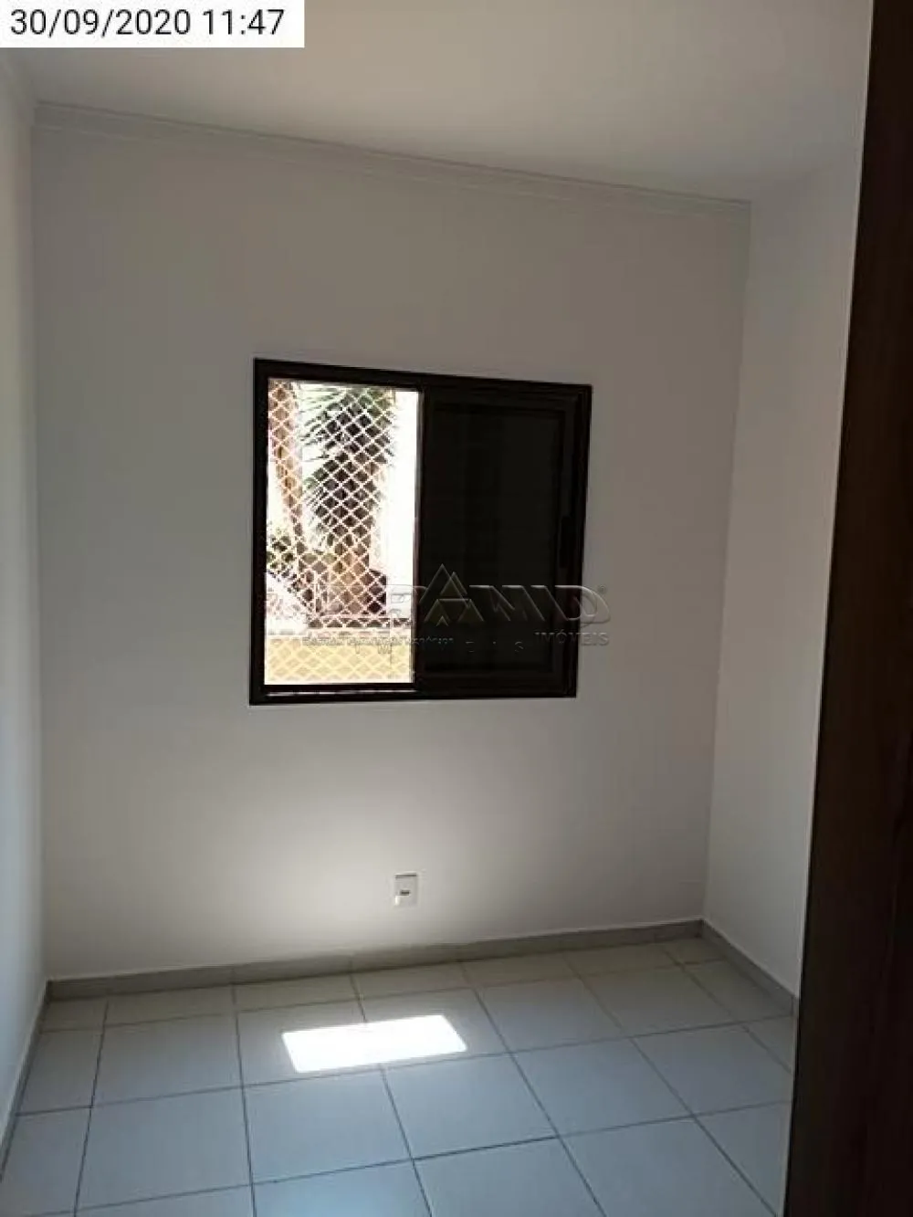 Alugar Apartamento / Padr&atilde;o em Ribeir&atilde;o Preto R$ 750,00 - Foto 16