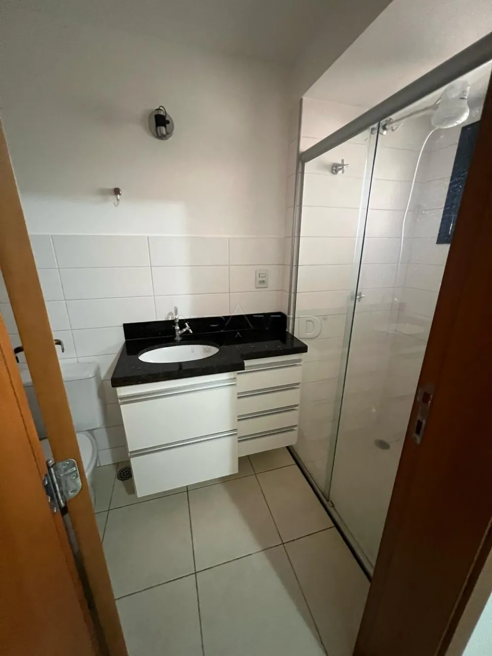 Alugar Apartamento / Padr&atilde;o em Ribeir&atilde;o Preto R$ 1.350,00 - Foto 9