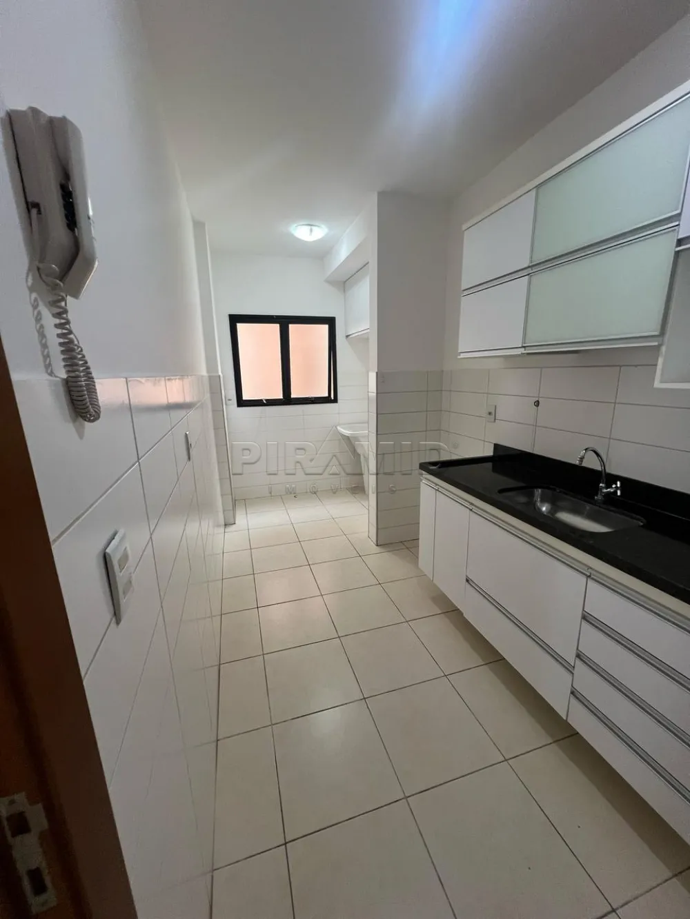 Alugar Apartamento / Padr&atilde;o em Ribeir&atilde;o Preto R$ 1.350,00 - Foto 10