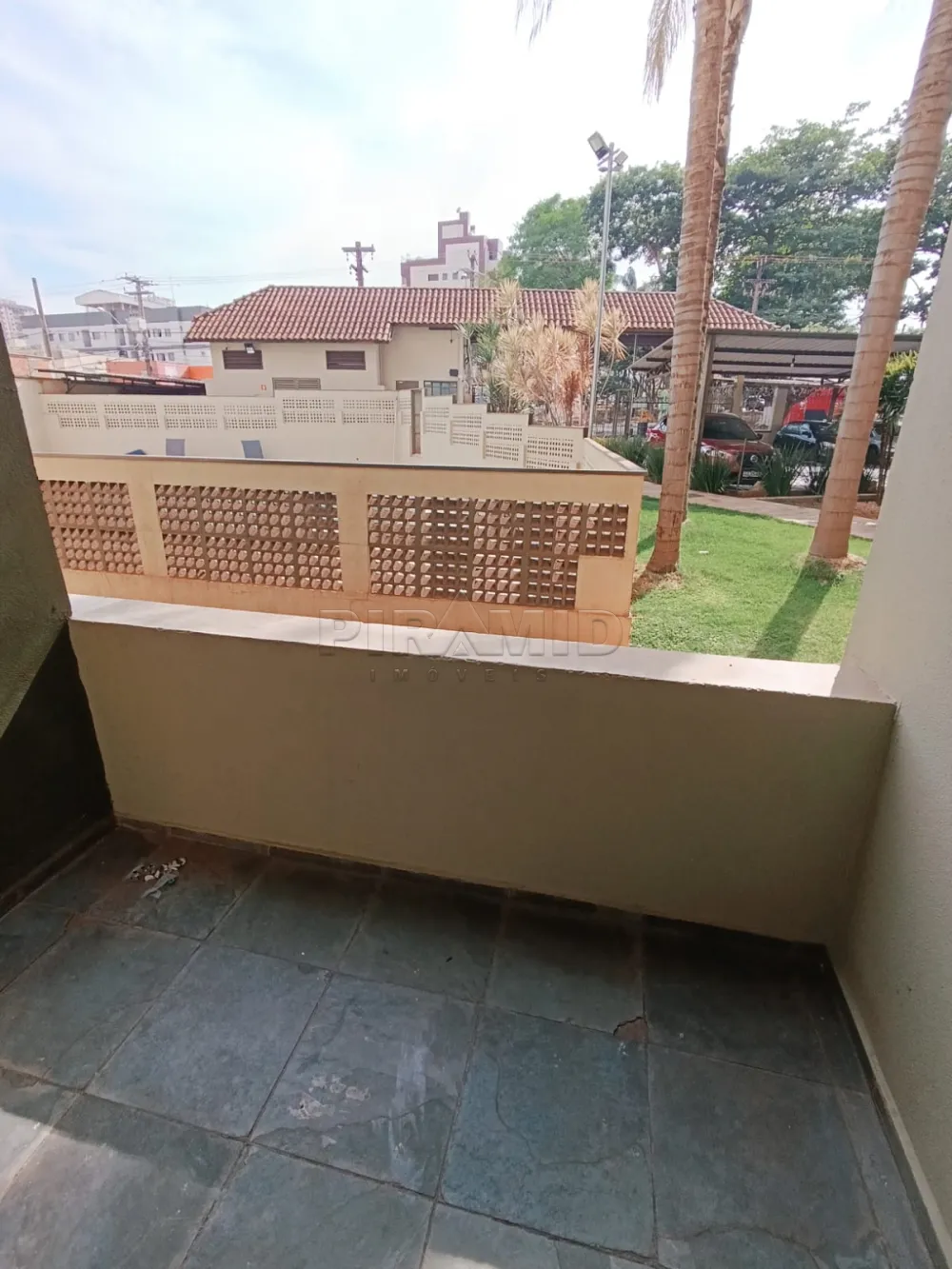 Alugar Apartamento / Padr&atilde;o em Ribeir&atilde;o Preto R$ 1.200,00 - Foto 3