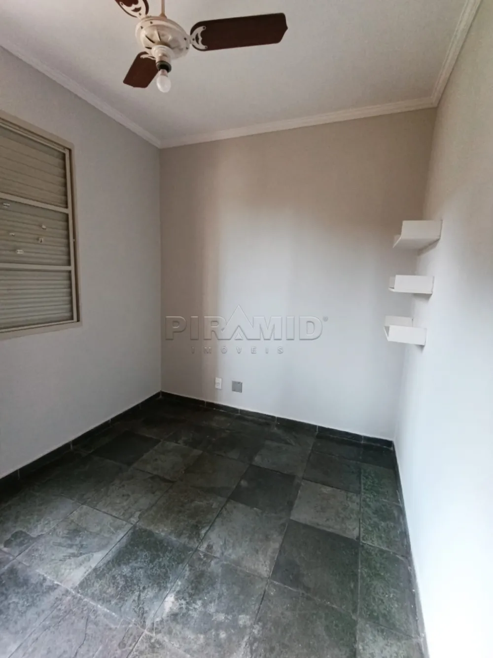 Alugar Apartamento / Padr&atilde;o em Ribeir&atilde;o Preto R$ 1.200,00 - Foto 8