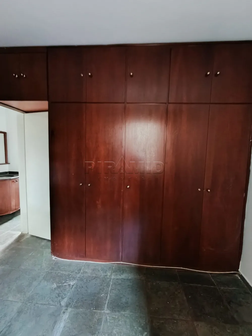 Alugar Apartamento / Padr&atilde;o em Ribeir&atilde;o Preto R$ 1.200,00 - Foto 11