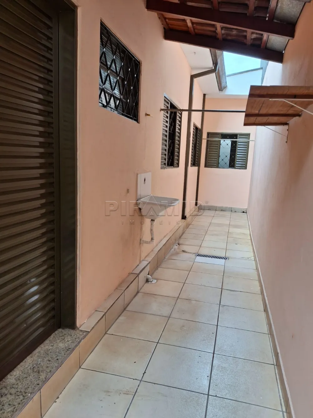 Alugar Casa / Padr&atilde;o em Ribeir&atilde;o Preto R$ 1.000,00 - Foto 12