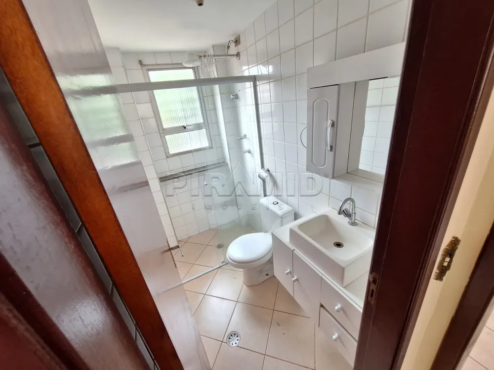 Alugar Apartamento / Padr&atilde;o em Ribeir&atilde;o Preto R$ 700,00 - Foto 4
