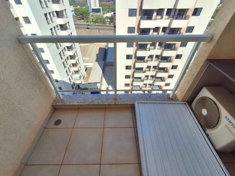 Alugar Apartamento / Padr&atilde;o em Ribeir&atilde;o Preto R$ 1.790,00 - Foto 2