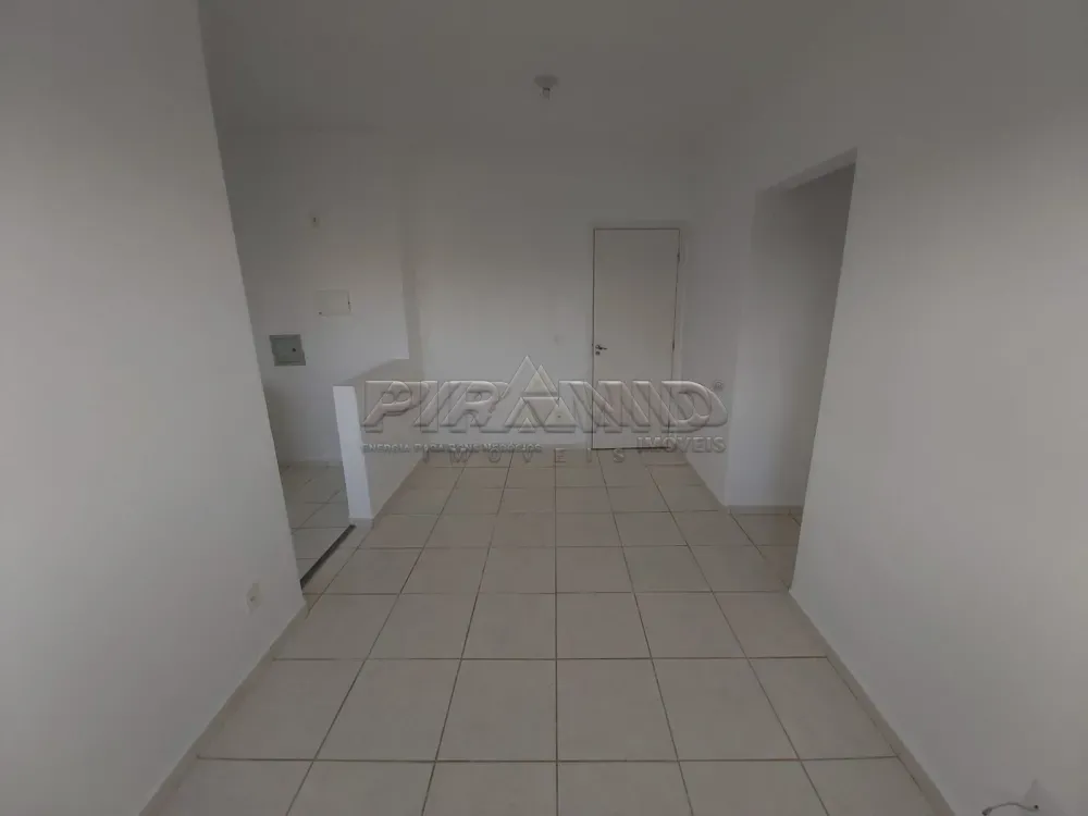 Alugar Apartamento / Padr&atilde;o em Ribeir&atilde;o Preto R$ 900,00 - Foto 3