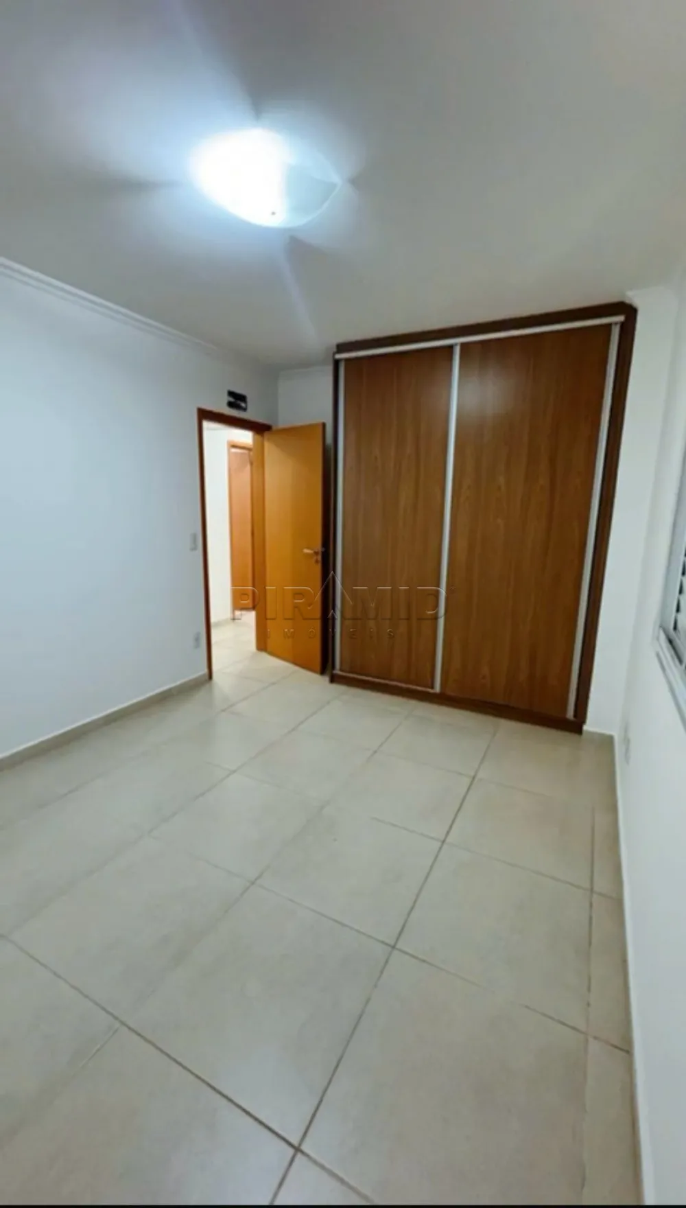 Alugar Apartamento / Padr&atilde;o em Ribeir&atilde;o Preto R$ 1.600,00 - Foto 12
