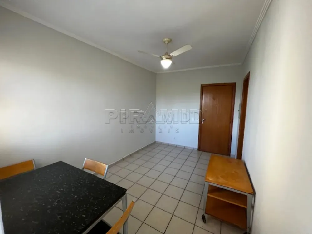 Alugar Apartamento / Padr&atilde;o em Ribeir&atilde;o Preto R$ 900,00 - Foto 3