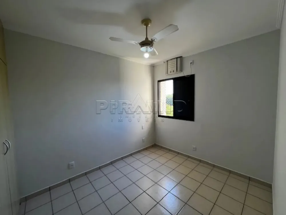 Alugar Apartamento / Padr&atilde;o em Ribeir&atilde;o Preto R$ 900,00 - Foto 4
