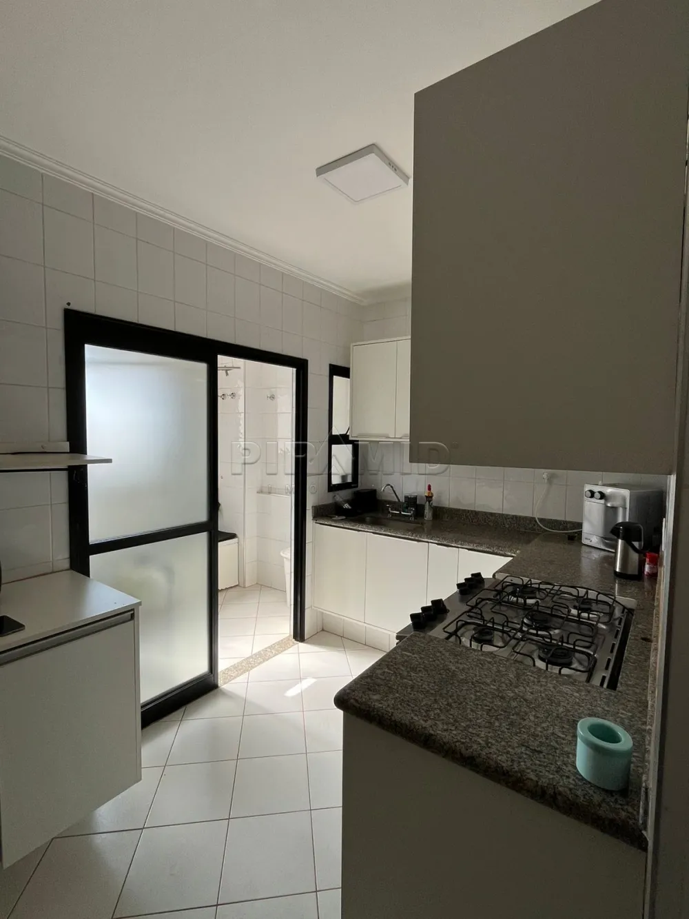 Alugar Apartamento / Padr&atilde;o em Ribeir&atilde;o Preto R$ 2.000,00 - Foto 15