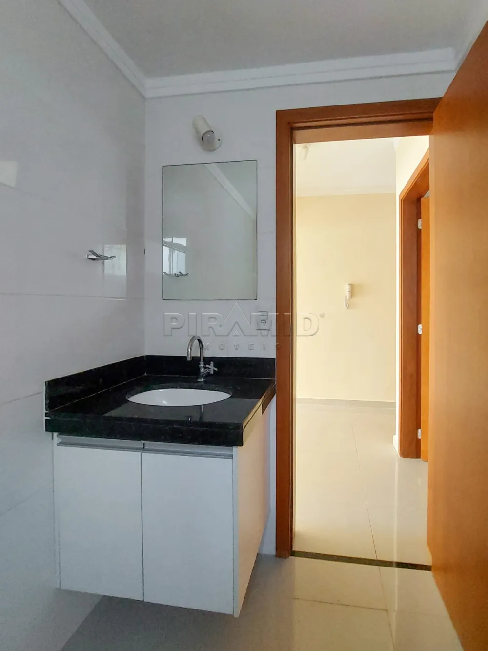Alugar Apartamento / Padr&atilde;o em Ribeir&atilde;o Preto R$ 950,00 - Foto 7
