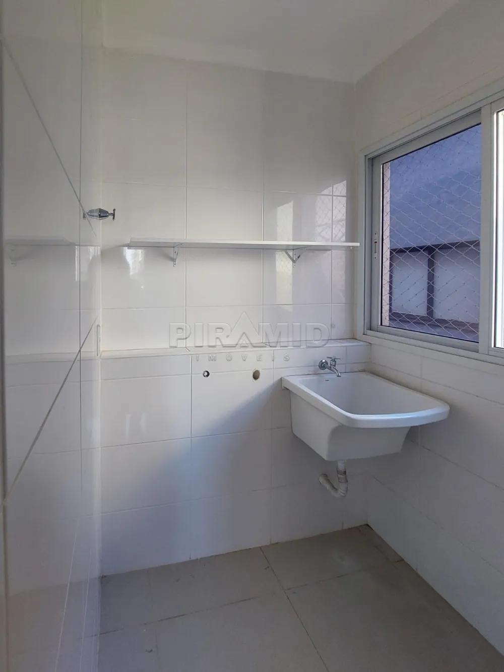 Alugar Apartamento / Padr&atilde;o em Ribeir&atilde;o Preto R$ 950,00 - Foto 11