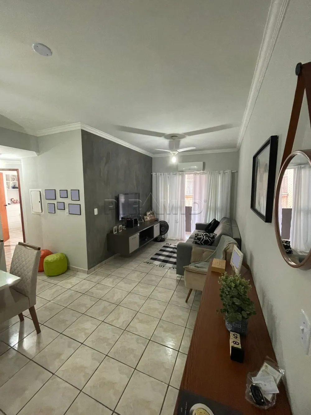 Alugar Apartamento / Padr&atilde;o em Ribeir&atilde;o Preto R$ 1.200,00 - Foto 1