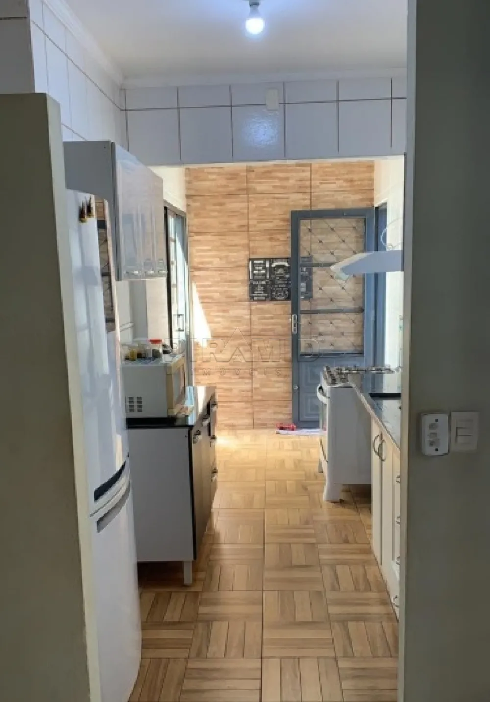 Alugar Casa / Padr&atilde;o em Ribeir&atilde;o Preto R$ 350,00 - Foto 10