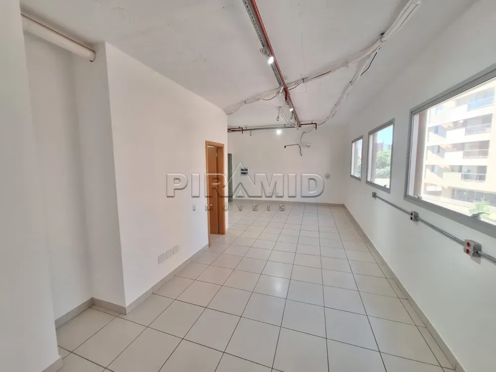 Alugar Comercial / Sala em Ribeir&atilde;o Preto R$ 2.150,00 - Foto 2