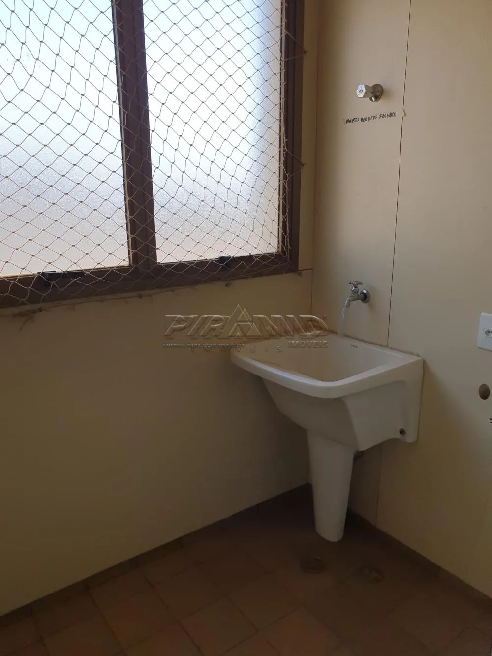 Alugar Apartamento / Padr&atilde;o em Ribeir&atilde;o Preto R$ 1.200,00 - Foto 14