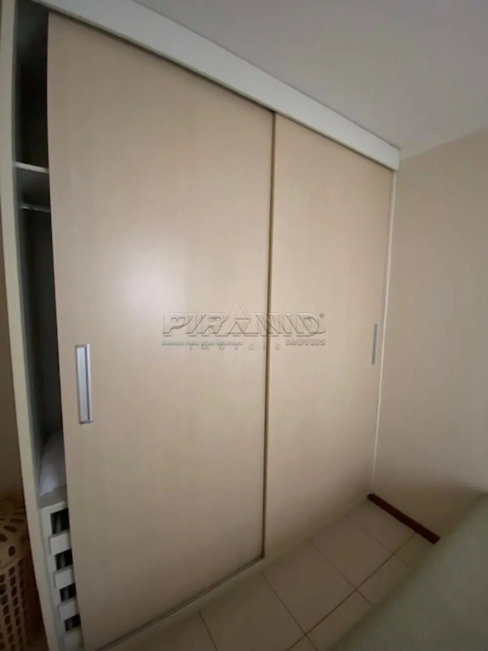 Alugar Apartamento / Padr&atilde;o em Ribeir&atilde;o Preto R$ 2.000,00 - Foto 9