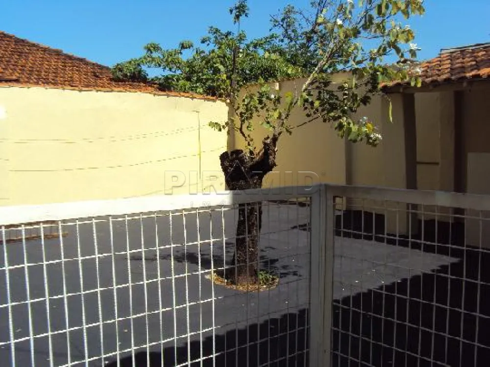 Alugar Comercial / Casa em Ribeir&atilde;o Preto R$ 1.700,00 - Foto 2