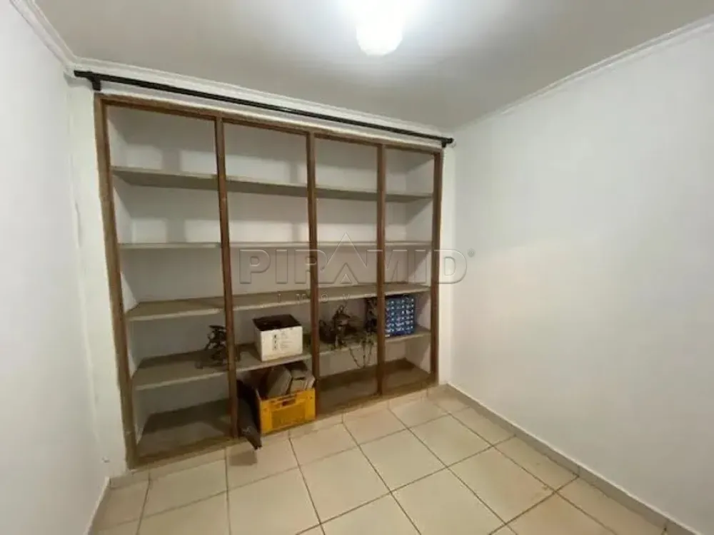 Alugar Casa / Padr&atilde;o em Ribeir&atilde;o Preto R$ 1.200,00 - Foto 15