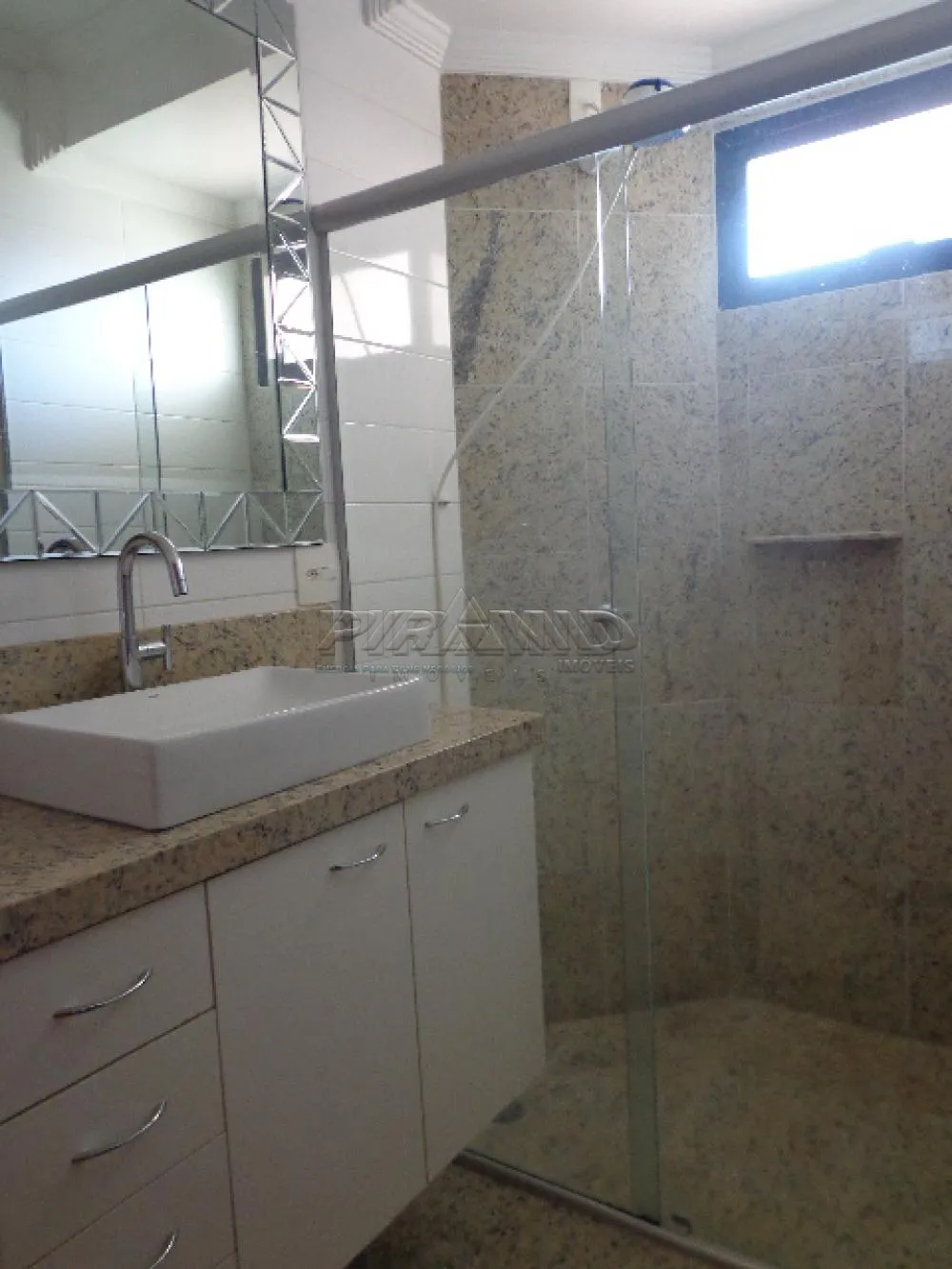 Alugar Apartamento / Padr&atilde;o em Ribeir&atilde;o Preto R$ 1.600,00 - Foto 20