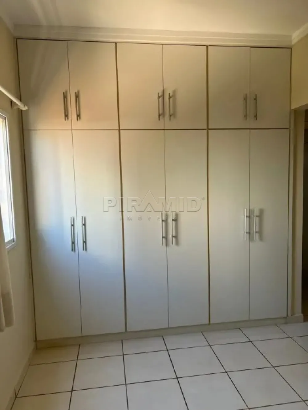 Alugar Apartamento / Padr&atilde;o em Ribeir&atilde;o Preto R$ 2.400,00 - Foto 8