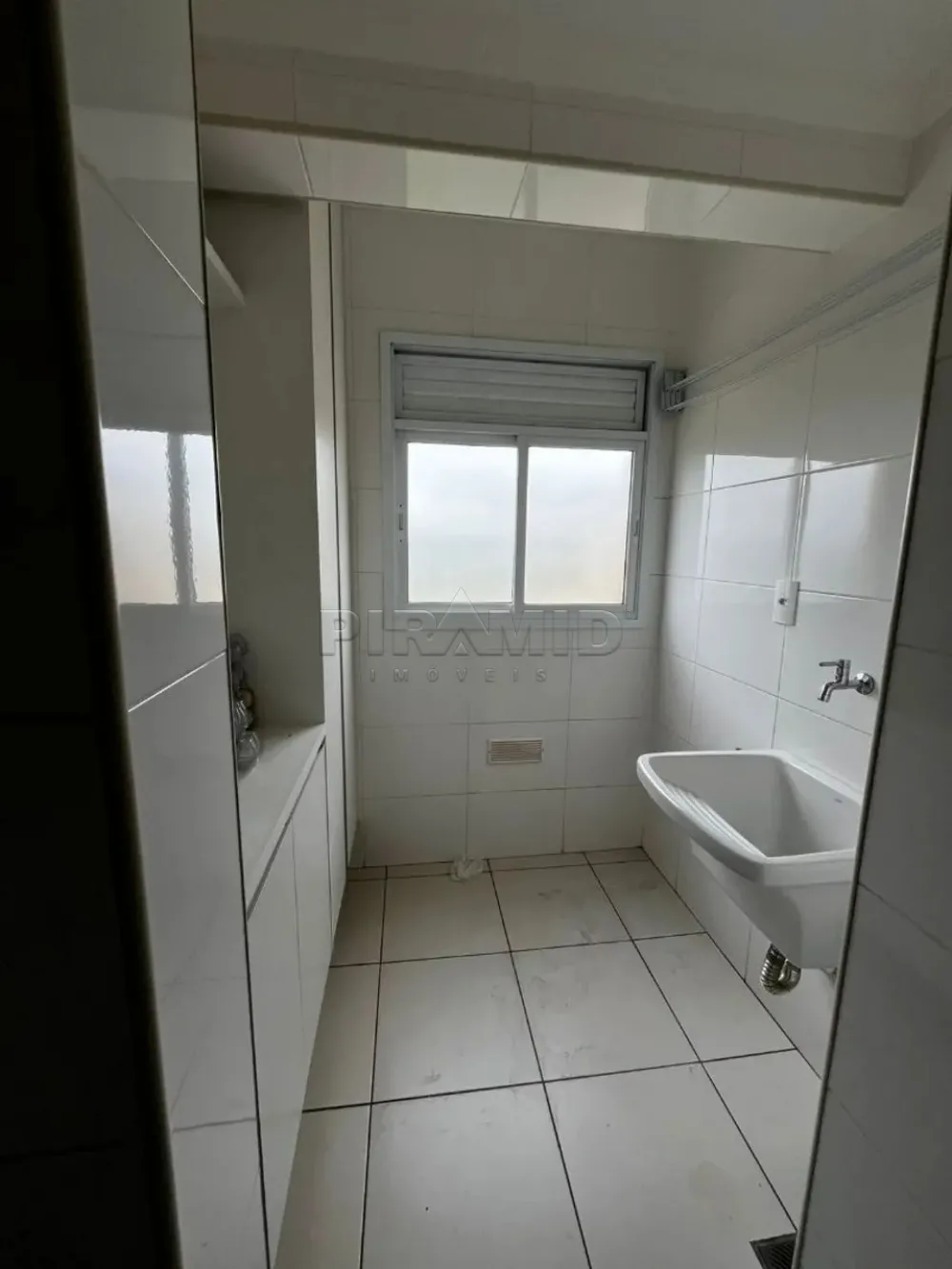 Alugar Apartamento / Padr&atilde;o em Ribeir&atilde;o Preto R$ 1.650,00 - Foto 8