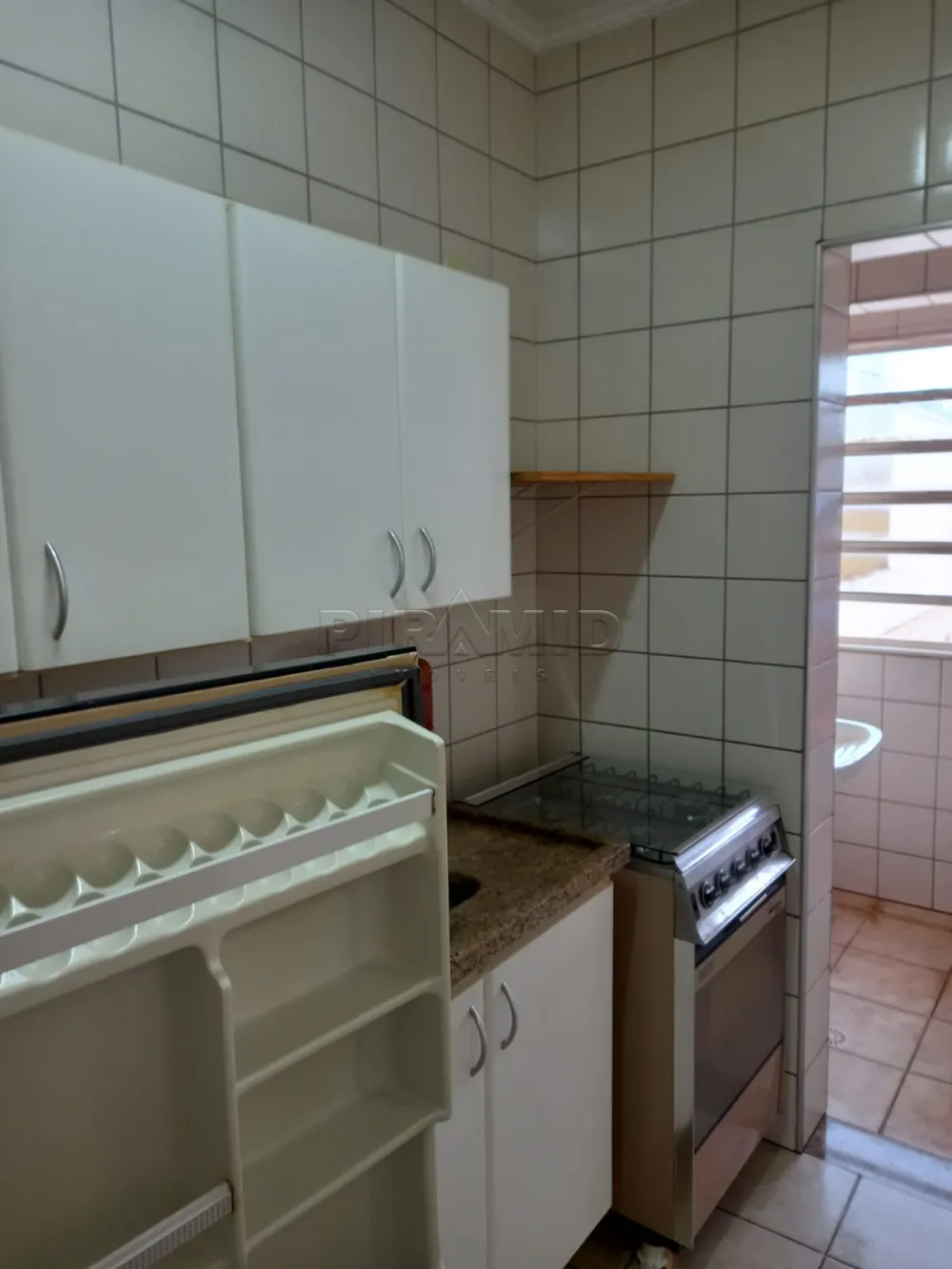 Alugar Apartamento / Padr&atilde;o em Ribeir&atilde;o Preto R$ 850,00 - Foto 10