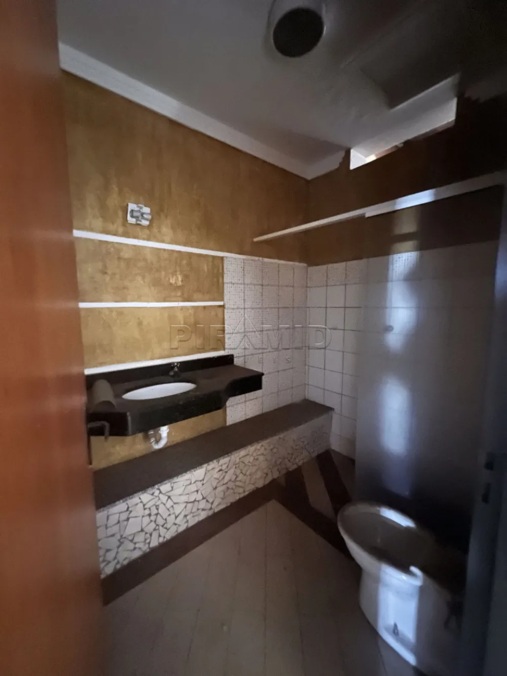 Alugar Comercial / Casa em Ribeir&atilde;o Preto R$ 4.000,00 - Foto 17