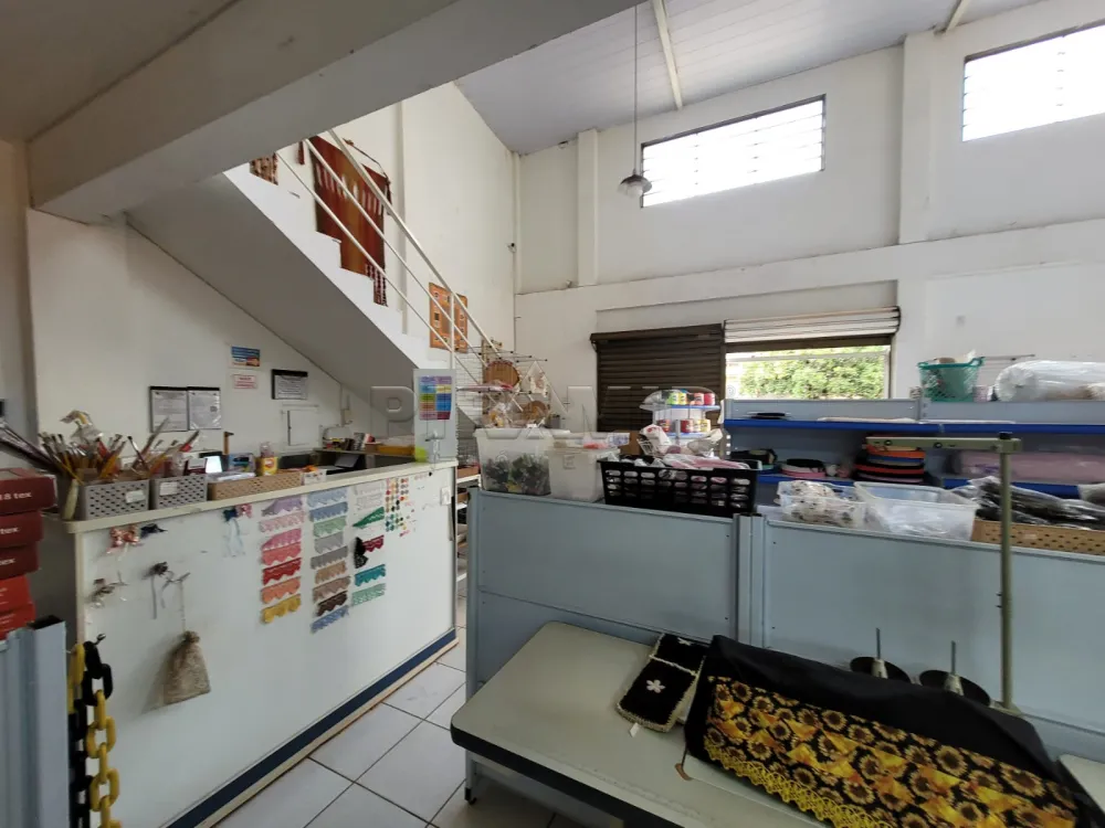 Alugar Comercial / Sal&atilde;o em Ribeir&atilde;o Preto R$ 1.800,00 - Foto 1